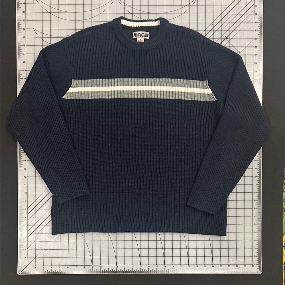 Aeropostale Men's Navy Sweater with White Stripe - Vintage 2000s - Y2K